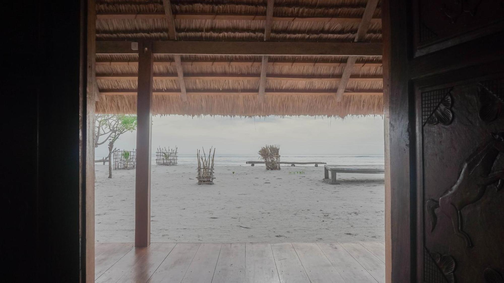 Costa Beach Resort & Club Waingapu Quarto foto
