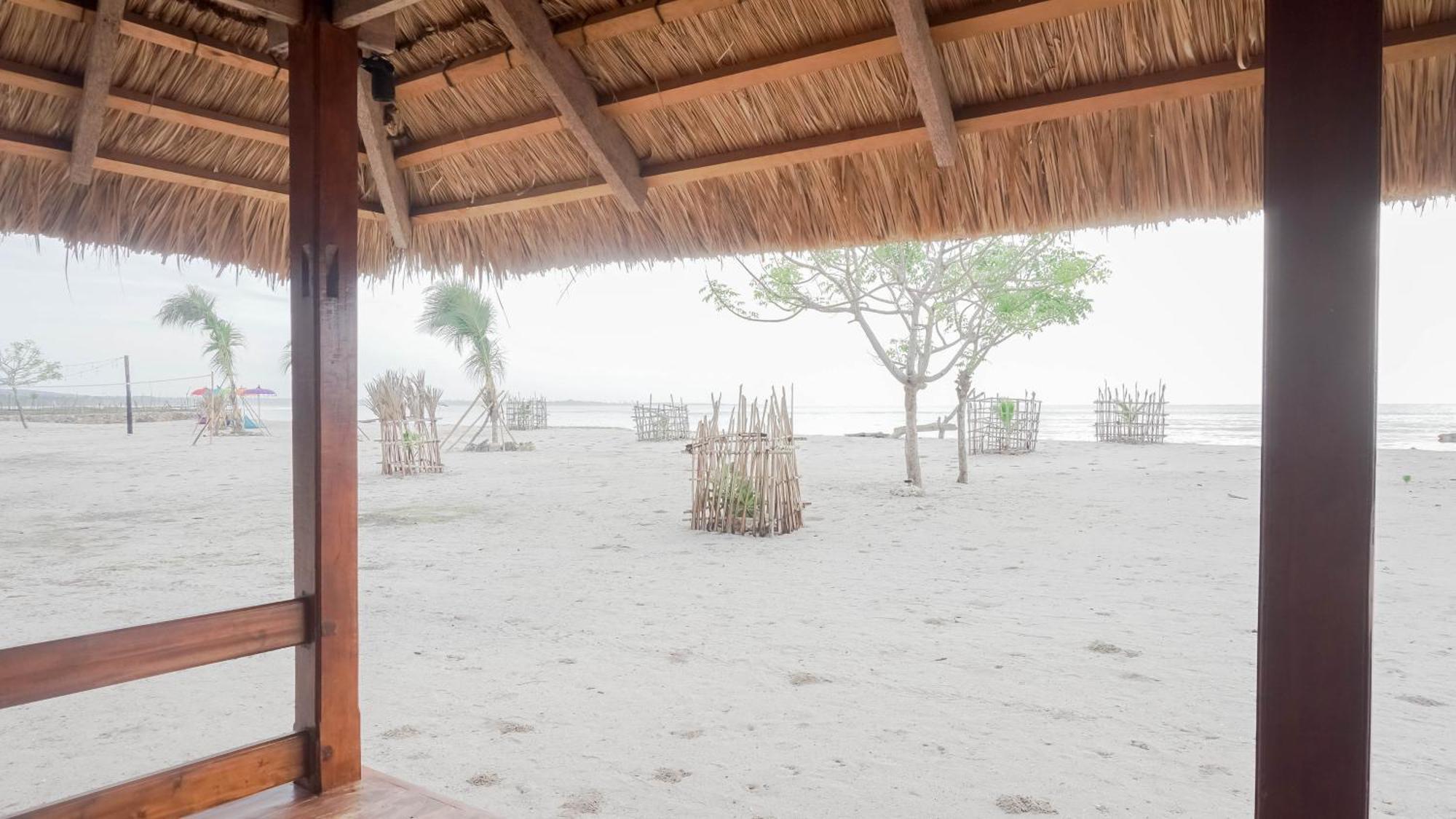 Costa Beach Resort & Club Waingapu Quarto foto