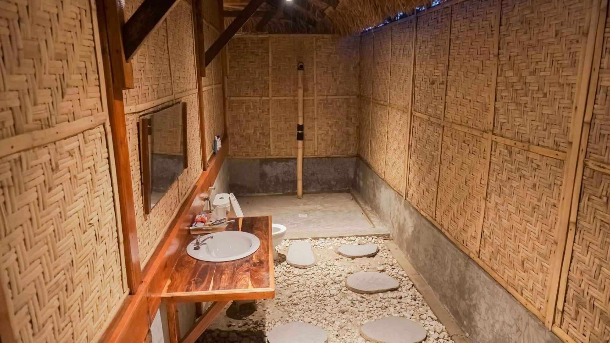 Costa Beach Resort & Club Waingapu Quarto foto